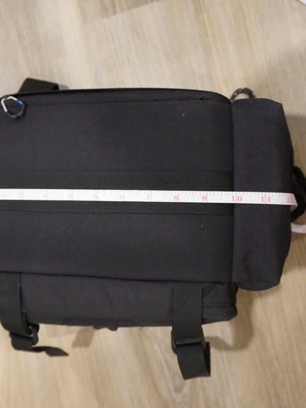 NWT Tamrac Stratus 6 shoulder camera bag (black)